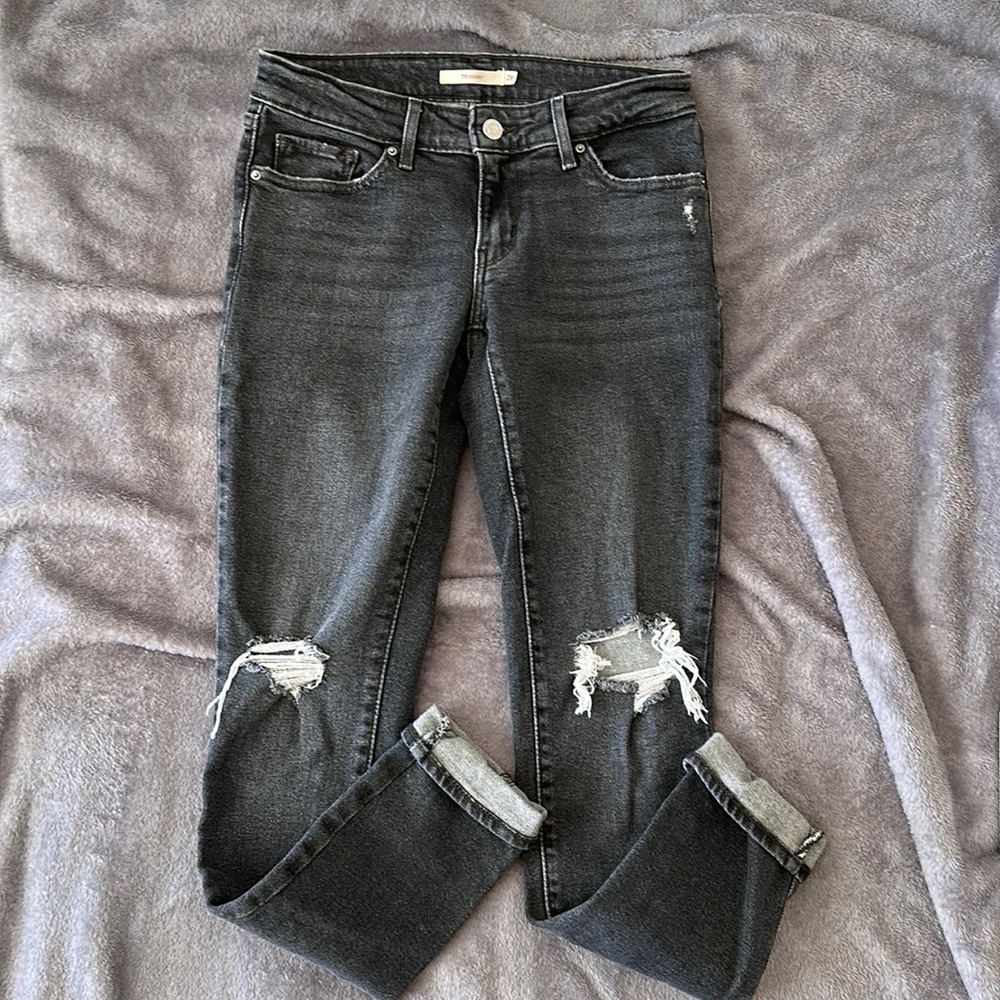 Levi’s 711 Skinny Jeans